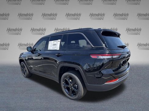 New 2026 Jeep Grand Cherokee Limited RWD image 6