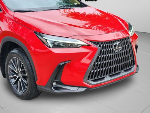 Used 2025 Lexus NX 250 FWD w/ Accessory Package (2T) image 34