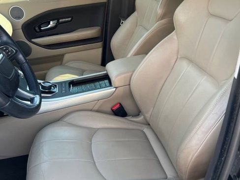 Used 2017 Land Rover Range Rover Evoque SE Premium AWD/4WD image 10