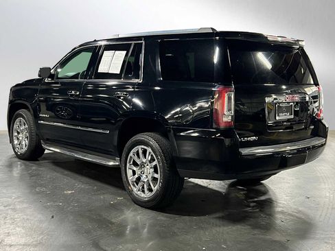 Used 2017 GMC Yukon Denali image 5