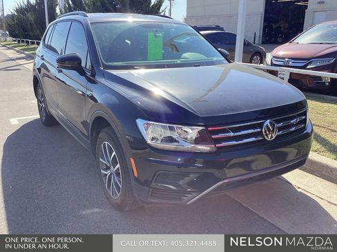 Used 2021 Volkswagen Tiguan S image 3