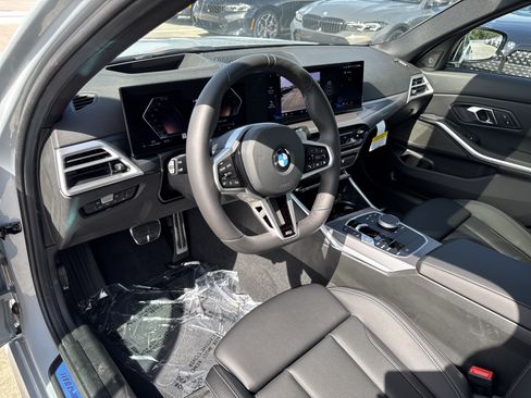 New 2026 BMW 330i Sedan w/ M Sport Package RWD image 15