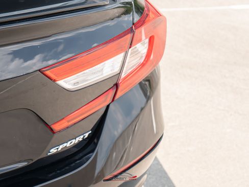 Used 2019 Honda Accord Sport image 44