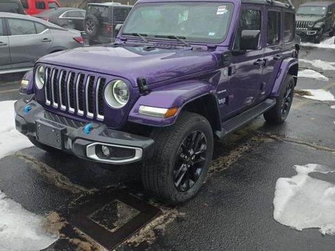 Used 2023 Jeep Wrangler Unlimited Sahara w/ Cold Weather Group image 1