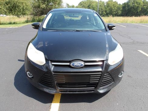 Used 2014 Ford Focus SE FWD image 3