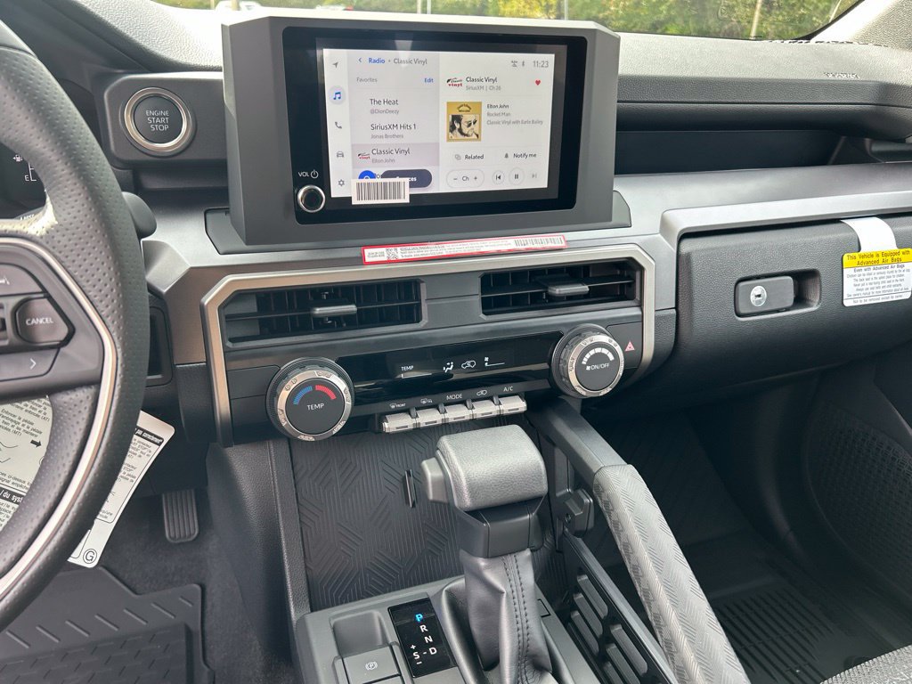 New 2026 Toyota 4Runner SR5 AWD/4WD image 17
