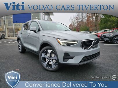Used 2025 Volvo XC40 B5 Core w/ Protection Package Premier