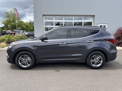 Used 2017 Hyundai Santa Fe Sport AWD/4WD image 2