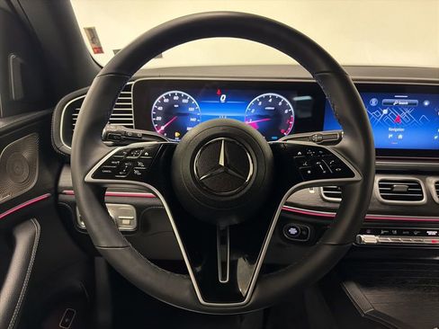 Used 2024 Mercedes-Benz GLE 350 4MATIC w/ AMG Line Exterior image 21
