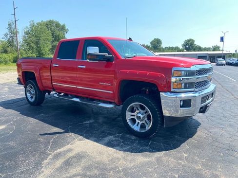 Used 2017 Chevrolet Silverado 2500 LTZ w/ Vortec Plus Package AWD/4WD image 13