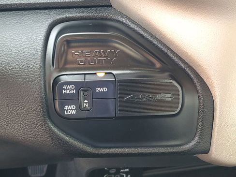 Used 2024 RAM 2500 Laramie w/ Safety Group image 28