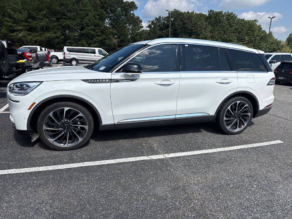 Used 2020 Lincoln Aviator Reserve w/ Equipment Group 202A AWD/4WD image 9