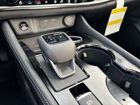 New 2026 Nissan Rogue Platinum w/ Platinum Premium Package image 24