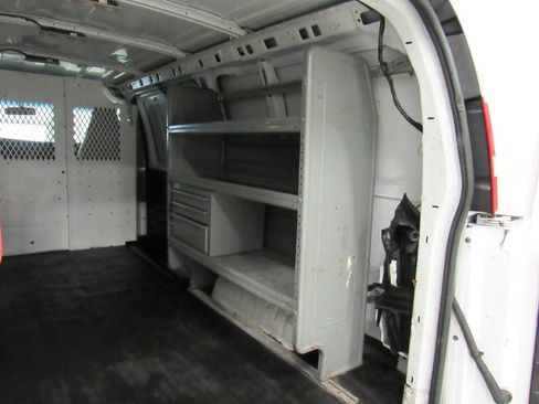 Used 2020 Chevrolet Express 2500 w/ Driver Convenience Package RWD image 18