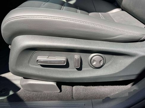 Used 2024 Honda CR-V EX-L image 28