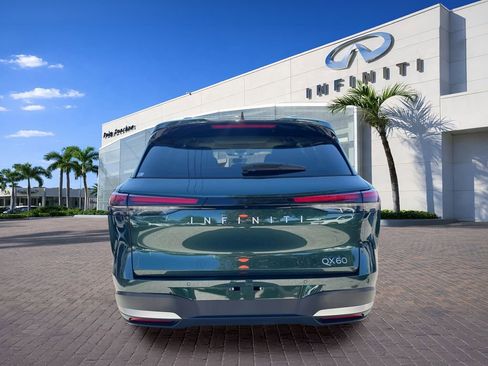 Certified 2026 INFINITI QX60 Luxe w/ Cargo Package FWD image 6