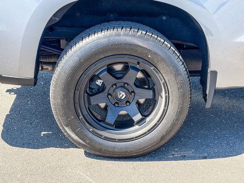 Used 2020 Chevrolet Silverado 1500 RST AWD/4WD image 14