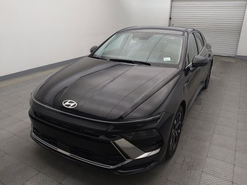 Used 2025 Hyundai Sonata SEL FWD image 15