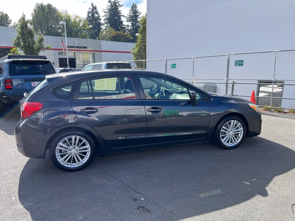 Used 2012 Subaru Impreza 2.0i Premium AWD/4WD image 3
