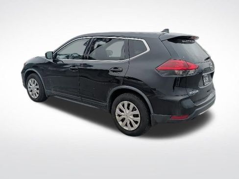 Used 2019 Nissan Rogue S image 6