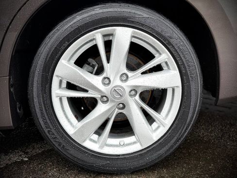 Used 2013 Nissan Altima 2.5 SL FWD image 18