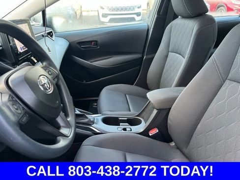 Used 2025 Toyota Corolla LE w/ Convenience Package FWD image 9