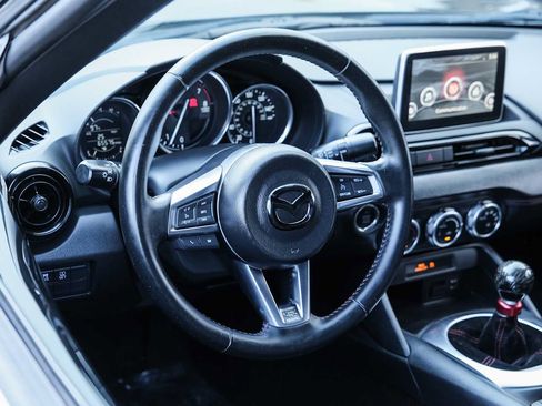 Used 2016 MAZDA MX-5 Miata Club w/ Brembo/BBS Package RWD image 25