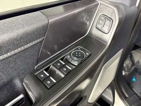 Used 2024 Ford F150 Lariat w/ Equipment Group 502A High image 12