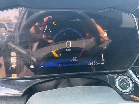 Used 2025 Chevrolet Trax RS w/ Driver Confidence Package image 1