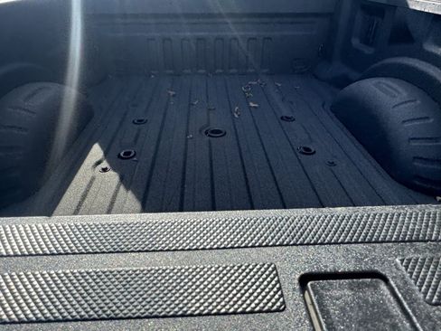 Used 2025 Ford F350 Lariat w/ Lariat Ultimate Package image 5