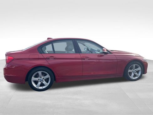 Used 2013 BMW 328i xDrive Sedan AWD/4WD image 9