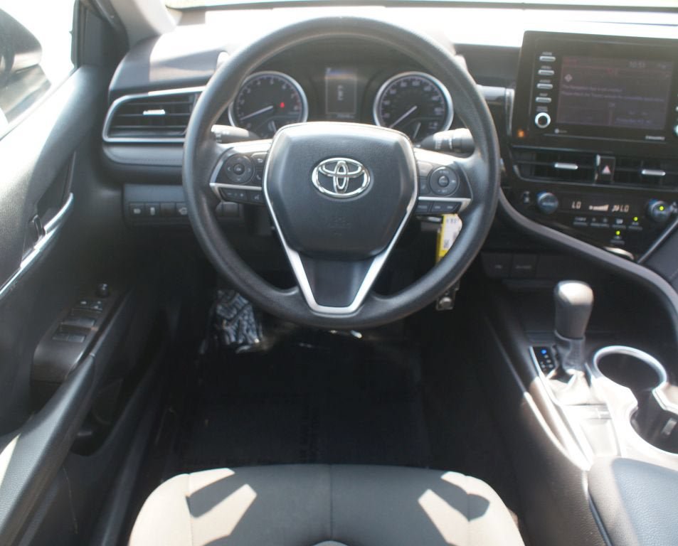 Used 2024 Toyota Camry LE FWD image 5