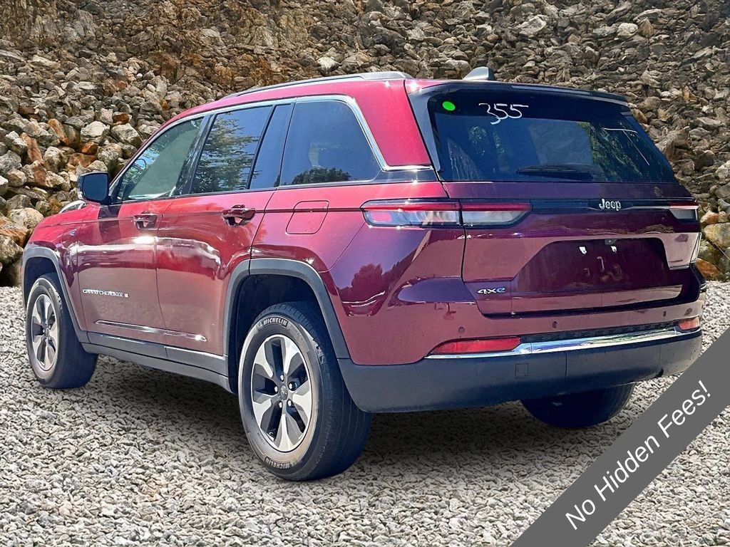 Used 2023 Jeep Grand Cherokee 4WD 4xe image 10