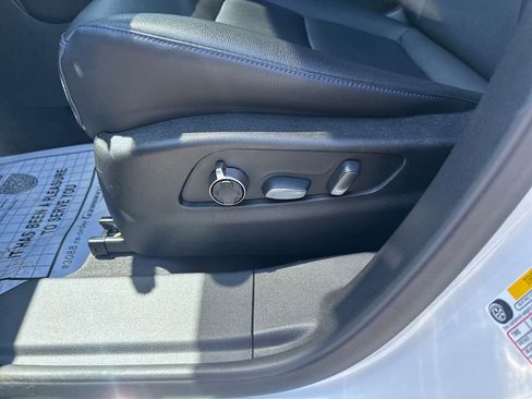 Used 2025 Cadillac XT4 Sport w/ Cold Weather Package FWD image 42