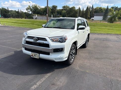 Used 2023 Toyota 4Runner Limited AWD/4WD image 7