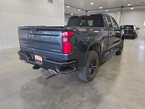 Used 2019 Chevrolet Silverado 1500 Custom Trail Boss w/ Custom Convenience Package AWD/4WD image 8