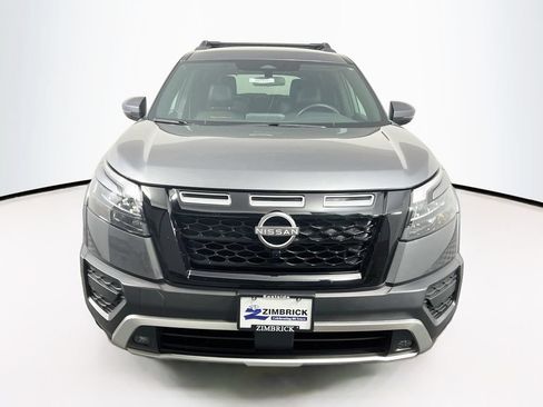 Used 2024 Nissan Pathfinder Rock Creek AWD/4WD image 2