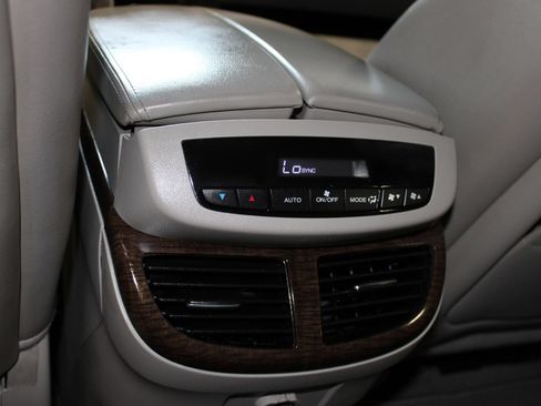 Used 2012 Acura MDX AWD/4WD image 30