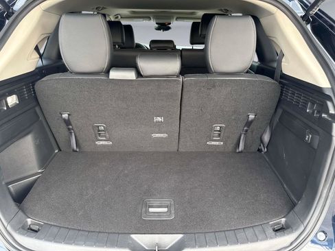 Certified 2025 MAZDA CX-90 3.3 Turbo w/ Preferred Package image 11