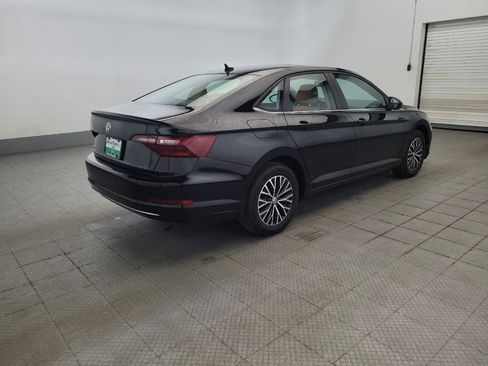 Used 2020 Volkswagen Jetta SE w/ SE Cold Weather Package FWD image 10