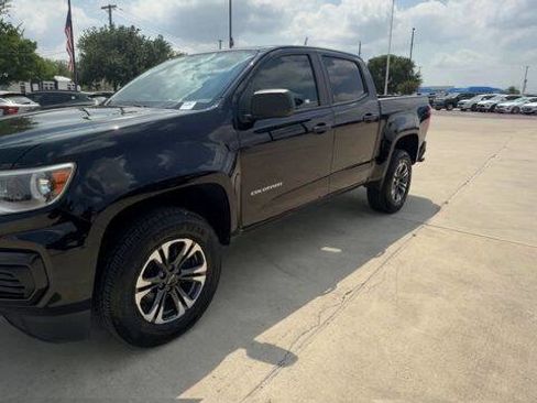 Used 2021 Chevrolet Colorado W/T w/ WT Convenience Package image 4
