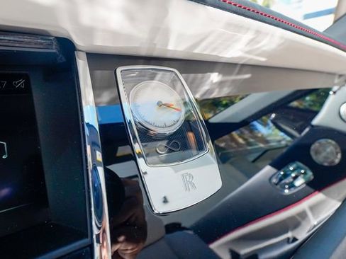 Used 2018 Rolls-Royce Dawn image 68