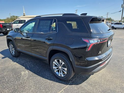 New 2026 Chevrolet Equinox LT w/ Convenience Package II image 3