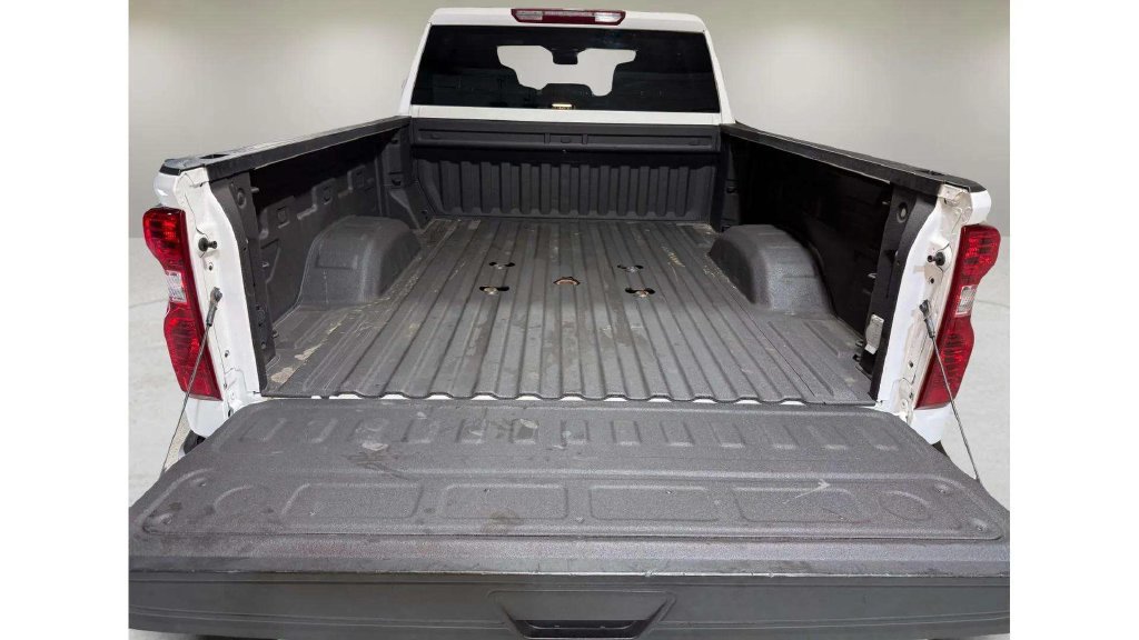 Used 2024 Chevrolet Silverado 2500 Custom AWD/4WD image 27
