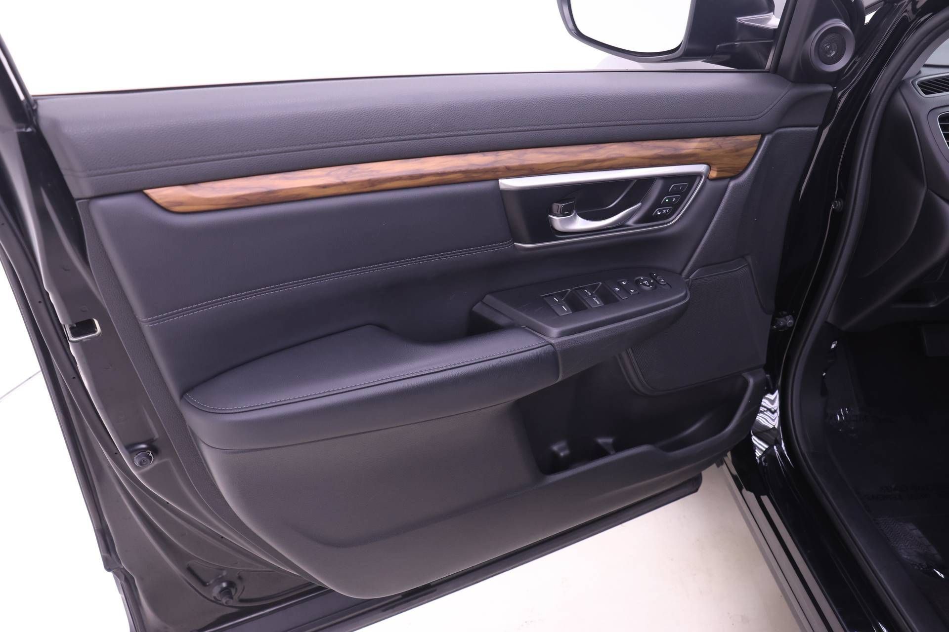 Certified 2022 Honda CR-V Touring image 9
