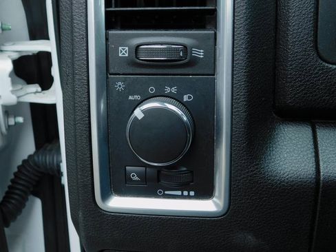 Used 2024 RAM 1500 Classic SLT image 14