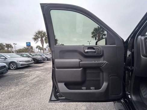 Used 2025 Chevrolet Silverado 1500 Custom Trail Boss image 28