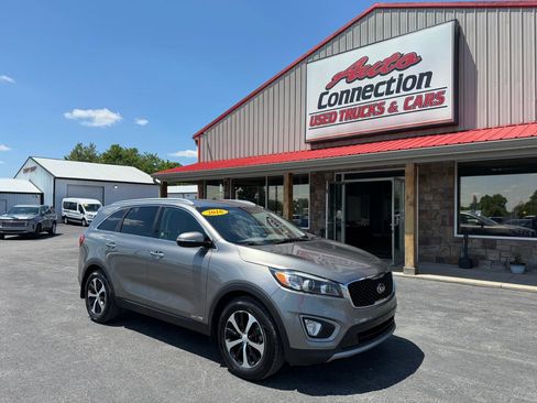 Used 2016 Kia Sorento EX AWD/4WD image 2