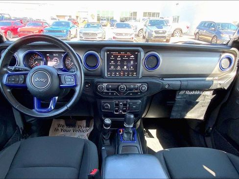 Used 2021 Jeep Gladiator Sport AWD/4WD image 16