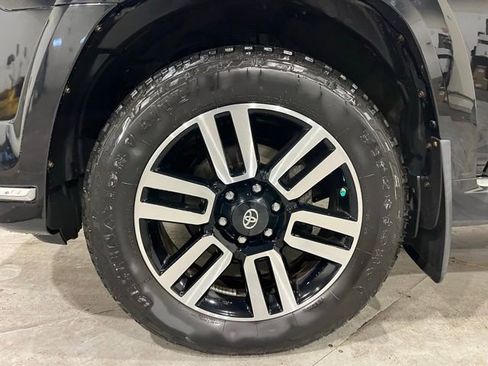 Used 2015 Toyota 4Runner Limited image 14